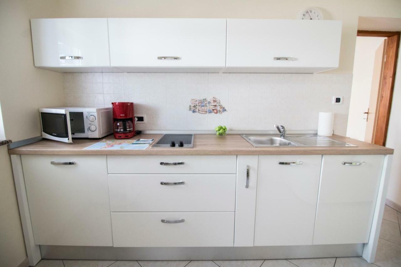 Latis Apartment Rovinj Bagian luar foto