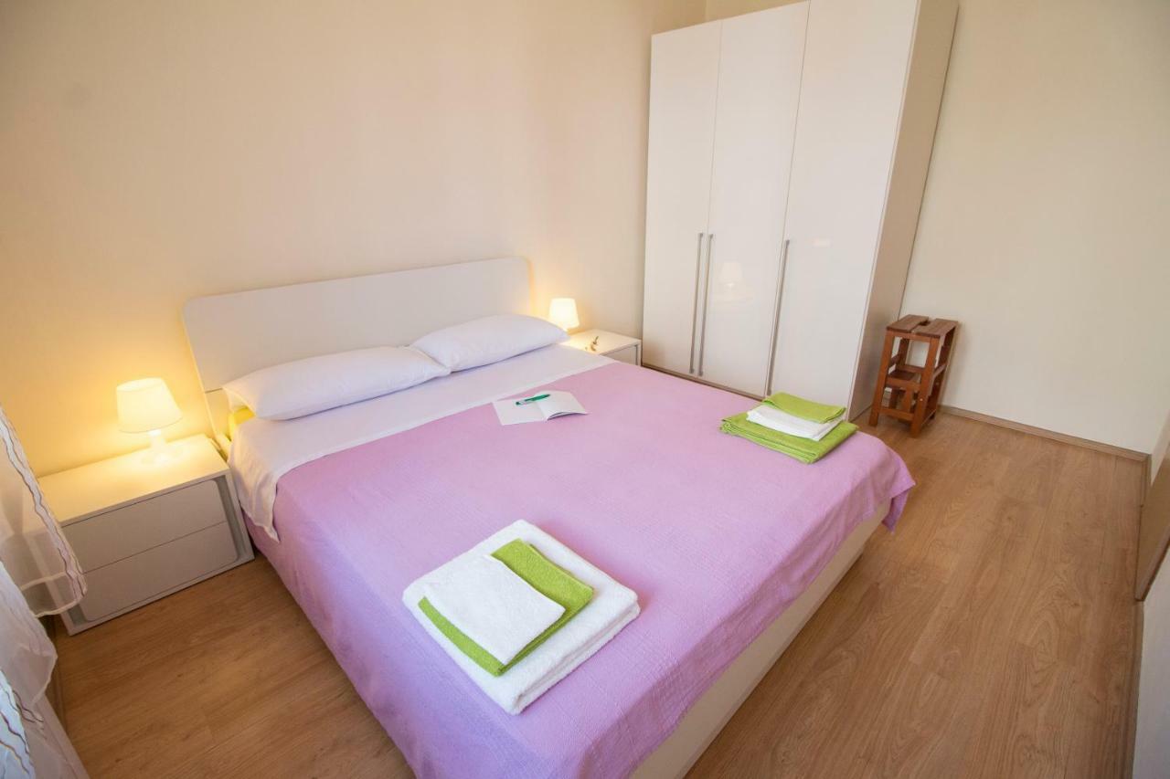 Latis Apartment Rovinj Bagian luar foto