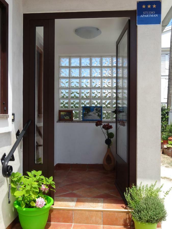 Latis Apartment Rovinj Bagian luar foto